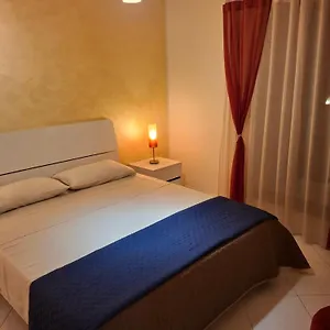 https://casa-vacanza-al-centro.sicilyhotelsitaly.net
